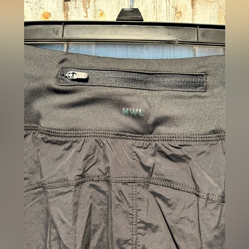 Madewell Black Athletic Shorts Large w/lining - Picture 3 of 7